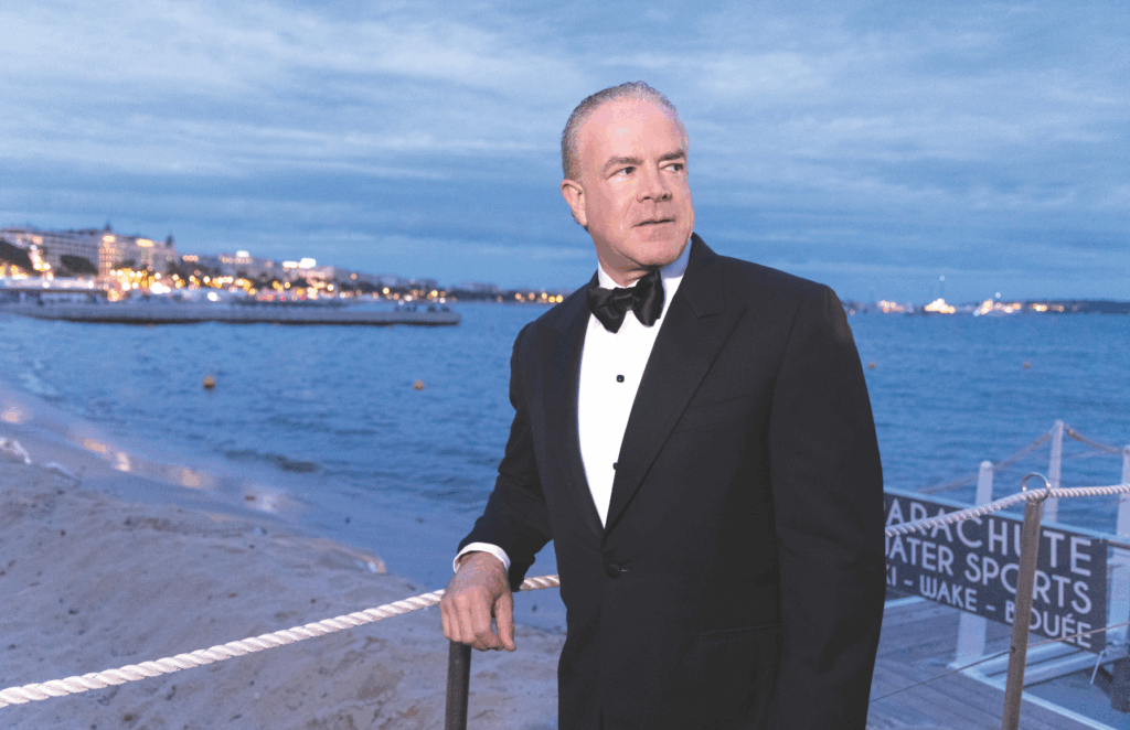 Investigan a dueño de Miss Universo por presunto tráfico de drogas