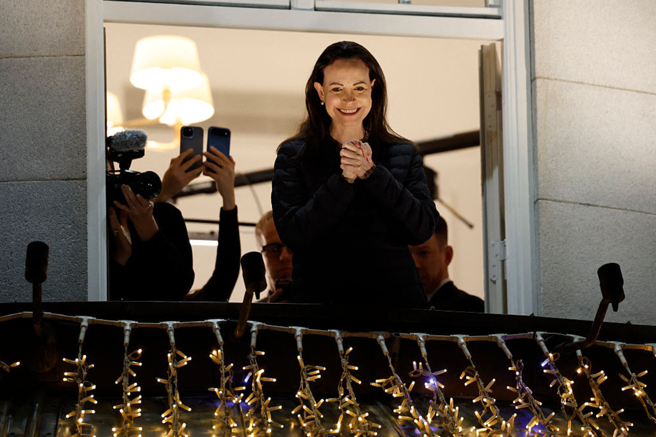 María Corina Machado hace su primera aparición pública después de 11 meses