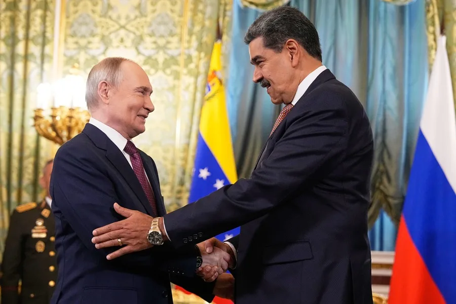Putin expresa a Maduro su apoyo al Gobierno venezolano