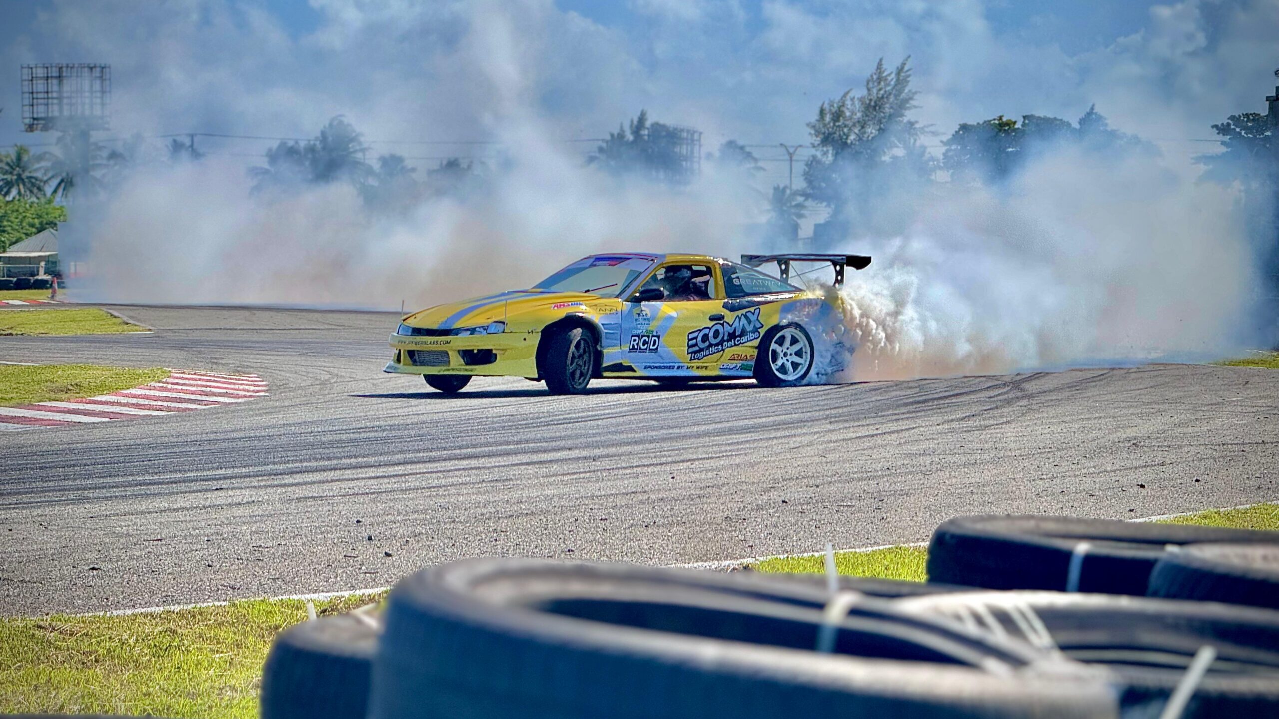 Rafael Adames conquista su cuarto título nacional y se consagra doble bicampeón del drift dominicano