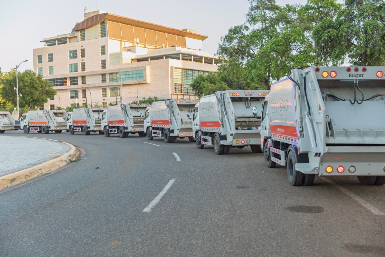 Alcaldía del Distrito Nacional y ECO5RD inician la “Ruta de la Limpieza Navideña”