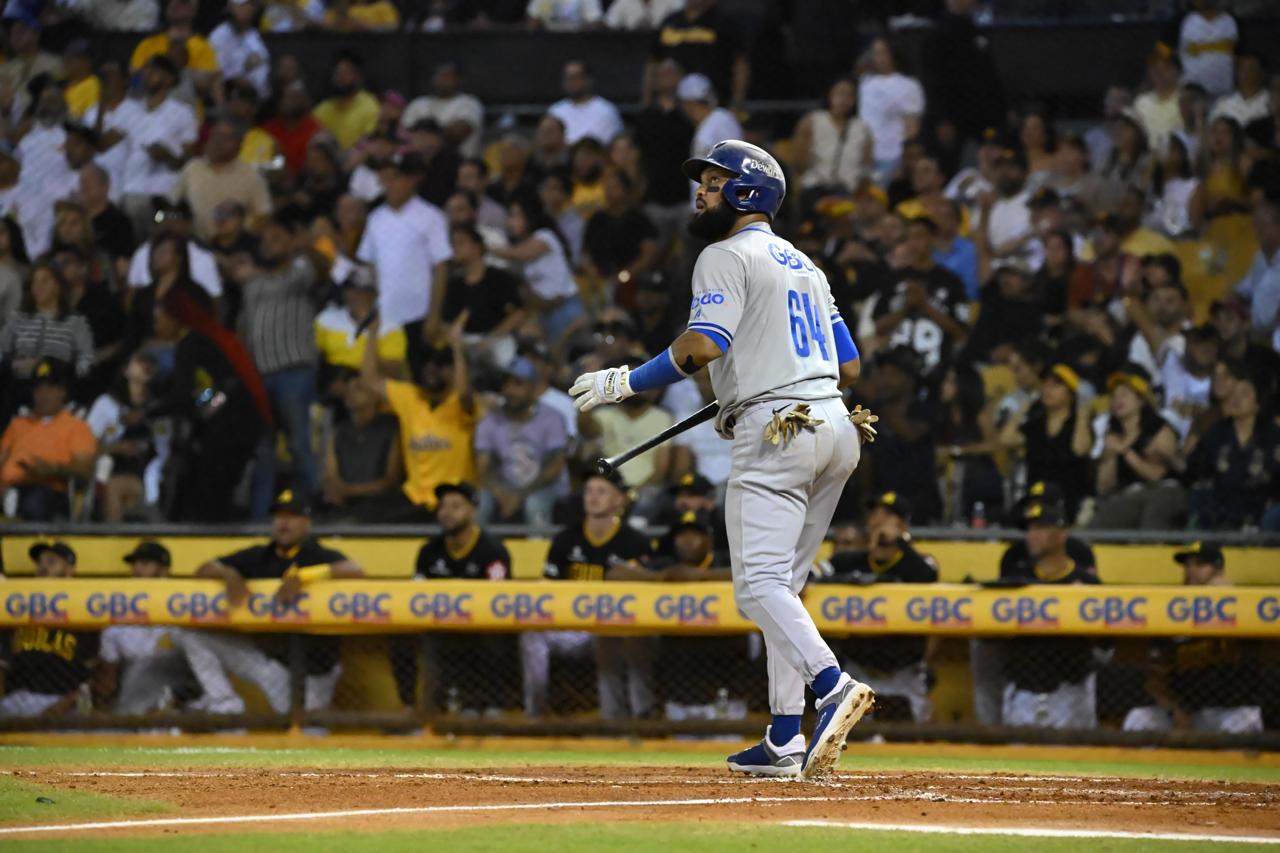 Bonifacio lidera victoria de Licey sobre Águilas