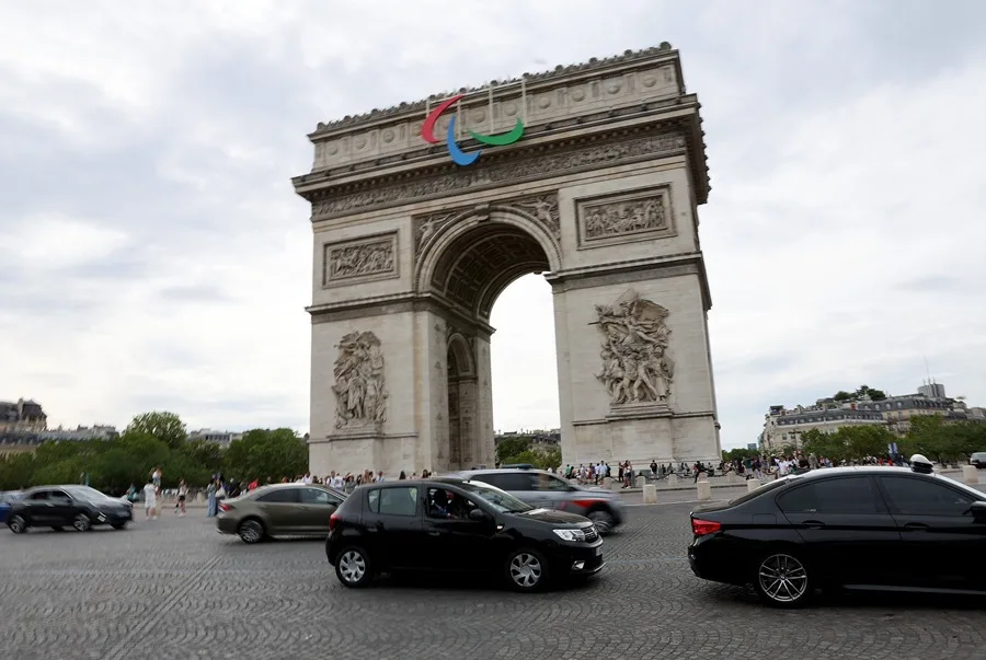 Exceso de velocidad de más de 50 kilómetros por hora se convierte en delito en Francia