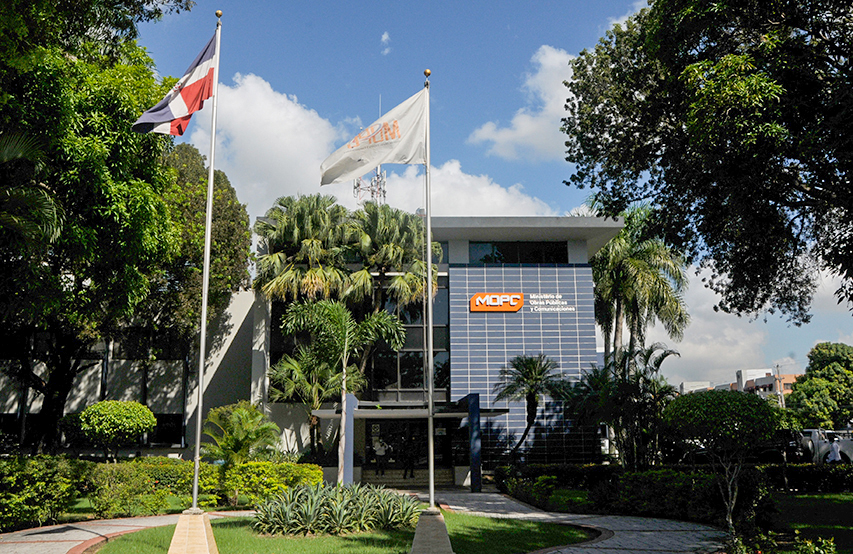Cerrarán desde esta noche el tránsito en el kilómetro 9 por izaje de puente peatonal