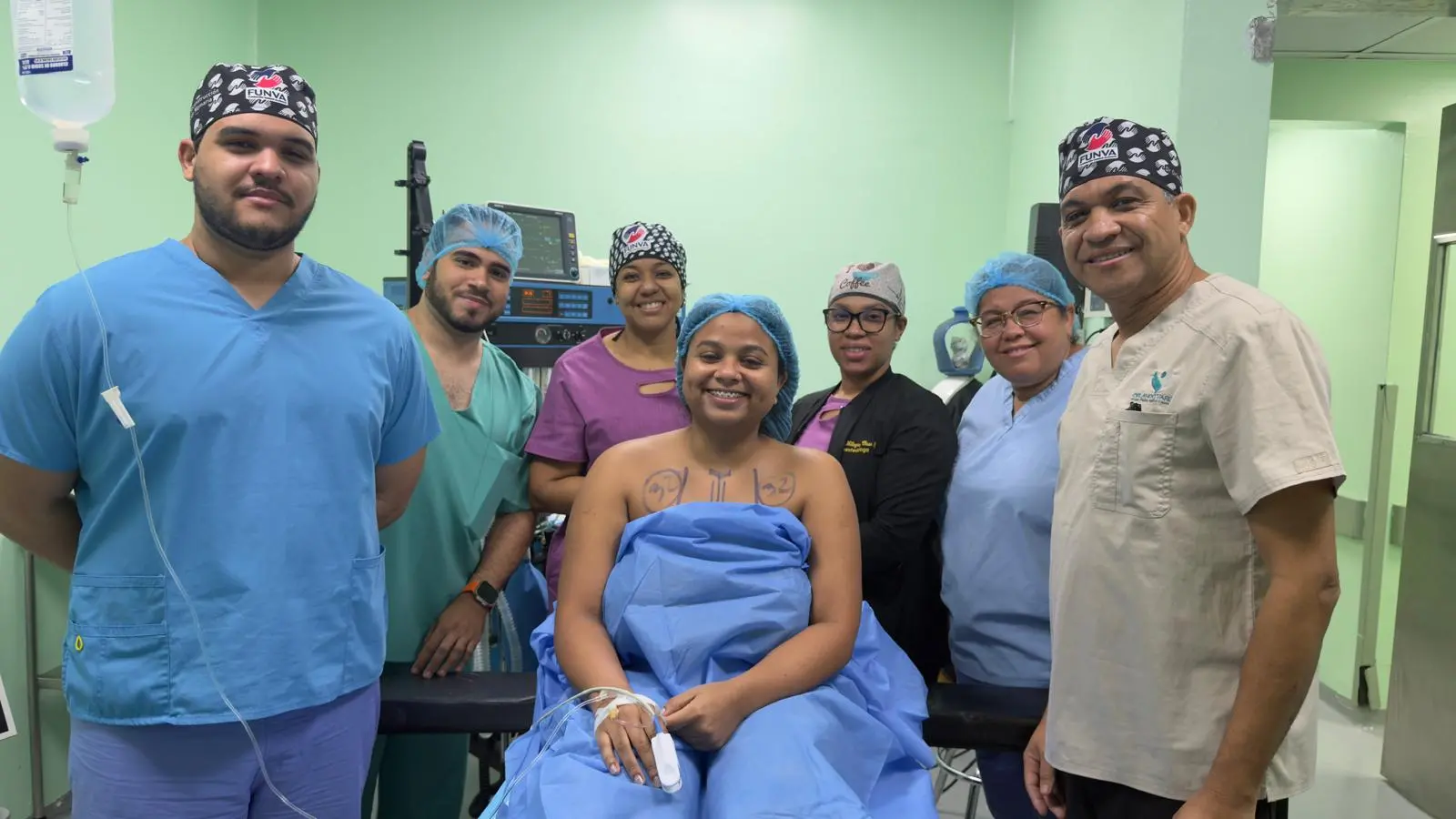 Realizan primera cirugía por gigantomastia con cobertura de seguro médico