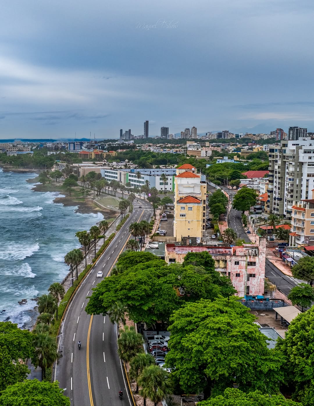 ¿De qué creció la economía dominicana 2.1 % en 2025?