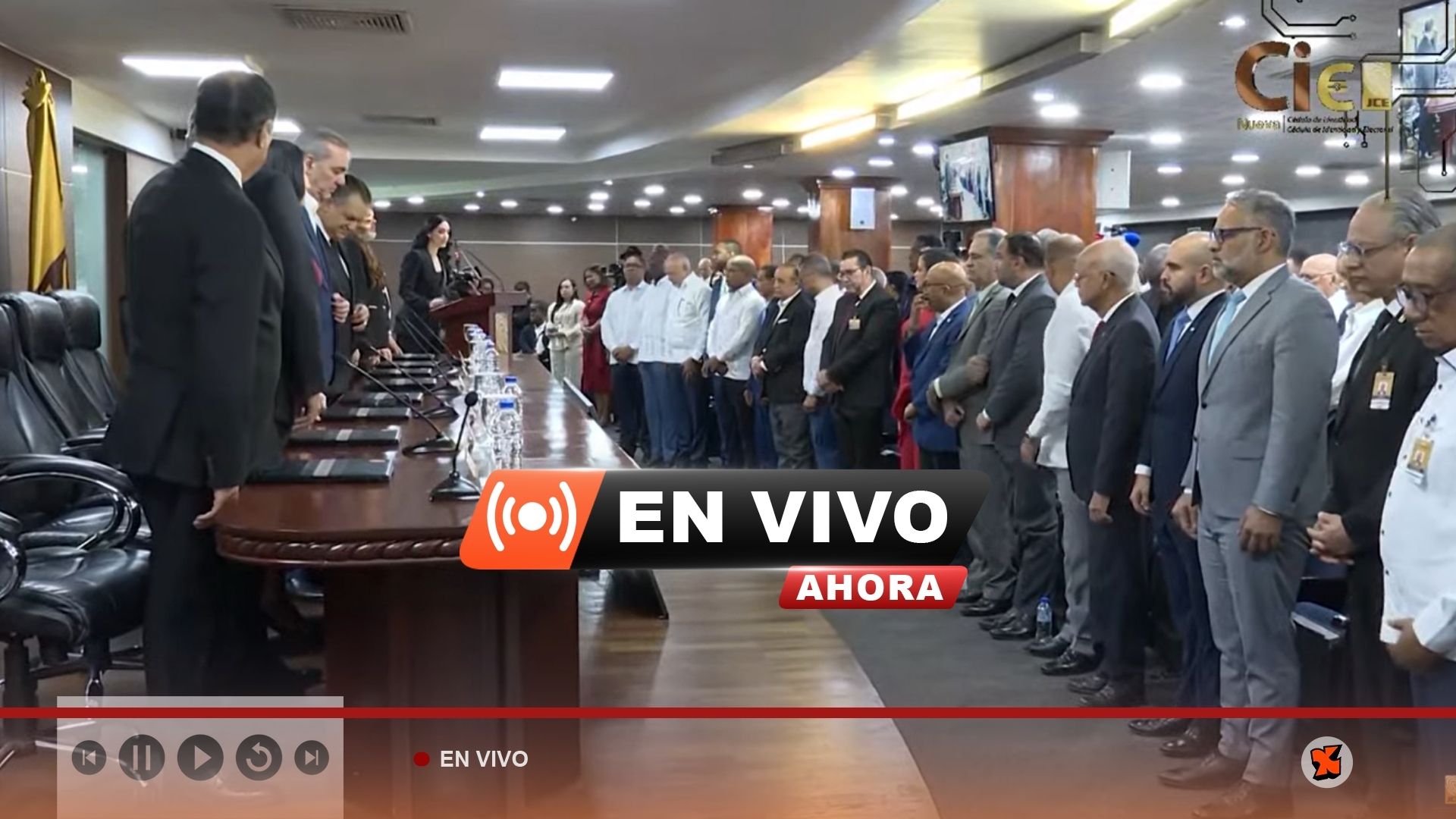 En VIVO: Entrega oficial de la nueva cédula al presidente Luis Abinader 