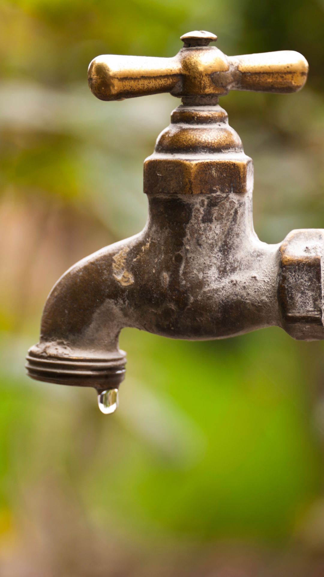Sólo el 17 % de los hogares en República Dominicana recibe agua regularmente