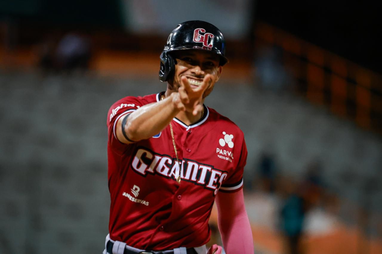 Gigantes del Cibao rompen racha negativa al vencer 4-1 a los Toros del Este