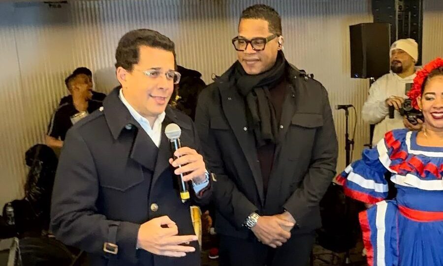 A ritmo de Jandy Ventura: El merengue domina el Subway in Paradise en Nueva York