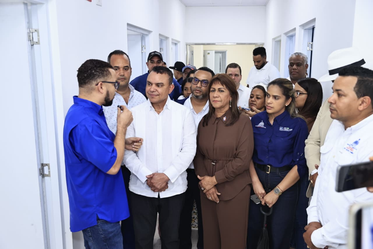 Nuevo director del SNS supervisa hospitales de Sánchez Ramírez