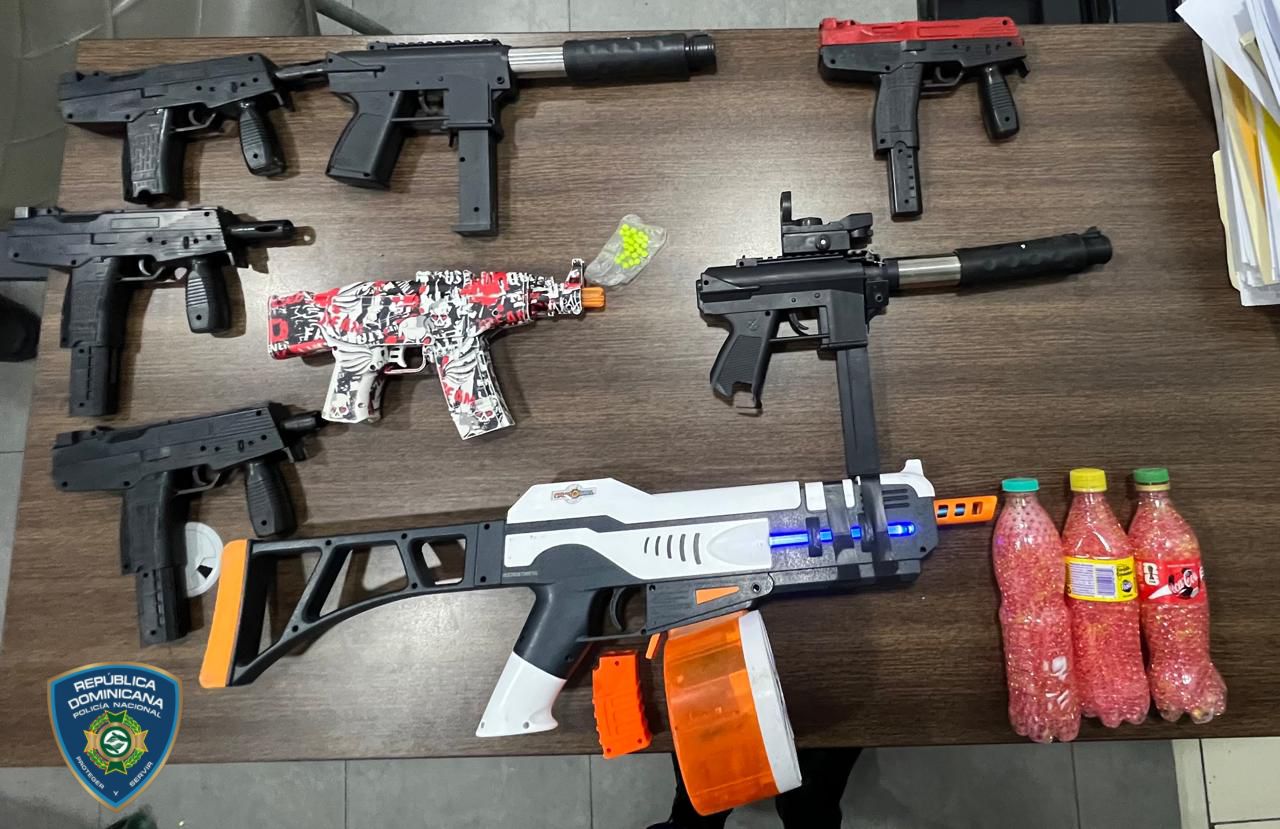 PN detiene 18 jóvenes por provocar disturbios con pistolas de hidrogel en San Pedro de Macorís