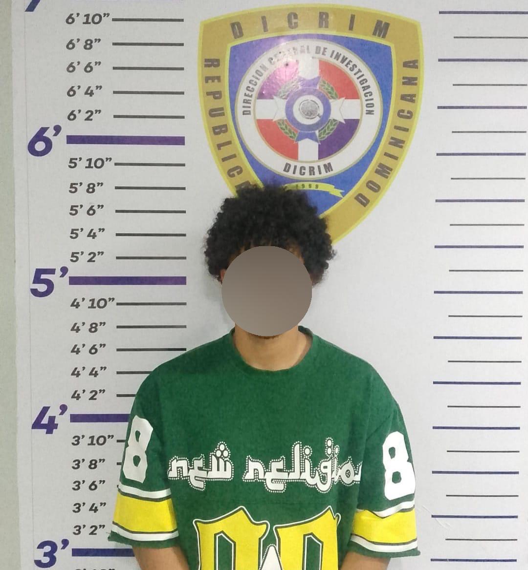 Detienen a hombre acusado de estafa electrónica bajo falsa oferta de empleo en Santiago