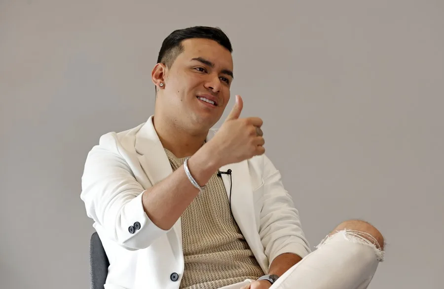 El cantante colombiano Yeison Jiménez fallece en un accidente de avioneta