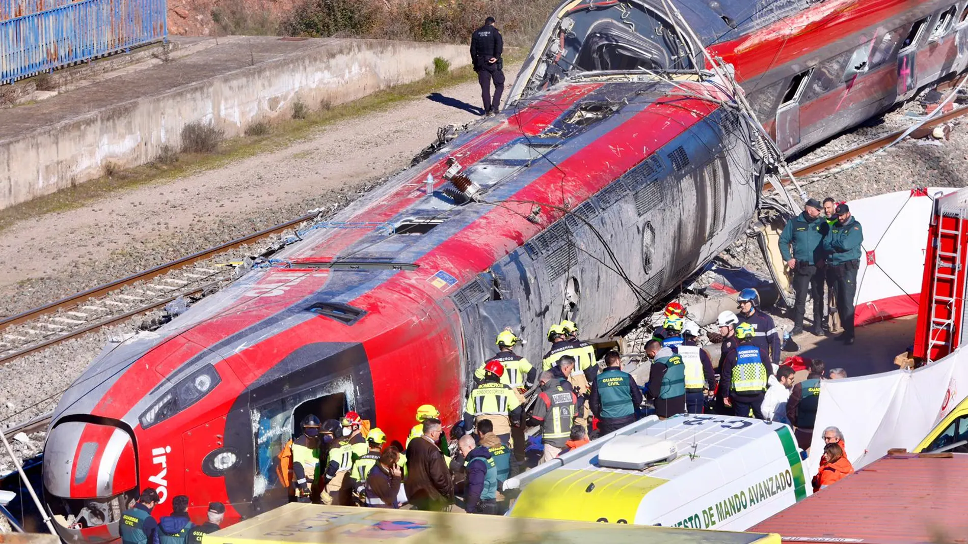 Se eleva a 43 el número de muertos en accidente ferroviario en Adamuz, España