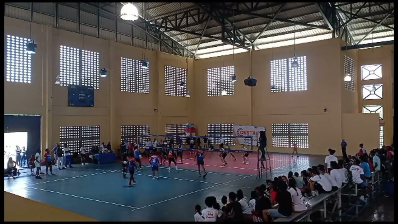 Sustraen dos bombas sumergibles y otros equipos en el Multiuso de Yamasá