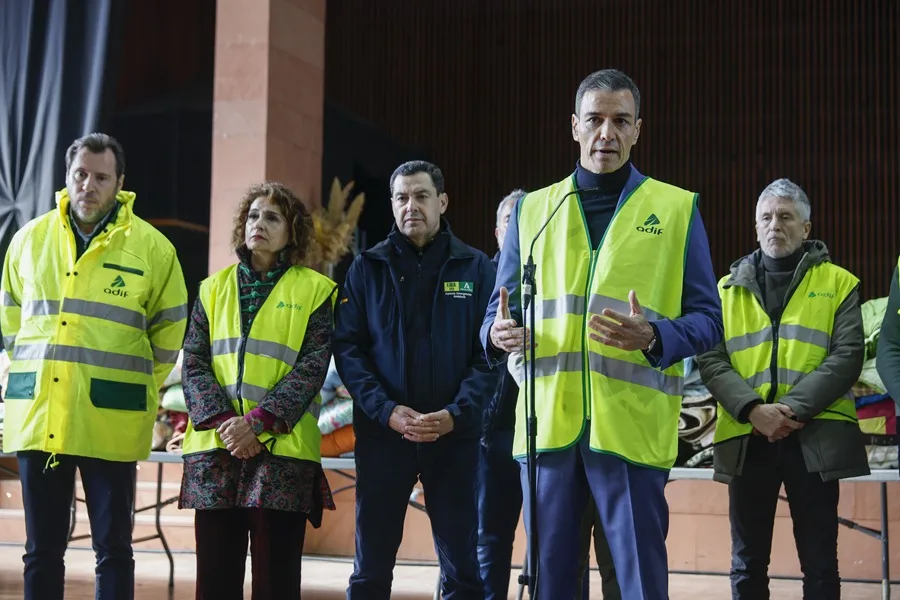 Presidente de España decreta 3 días de luto oficial por accidente y asegura se conocerán las causas