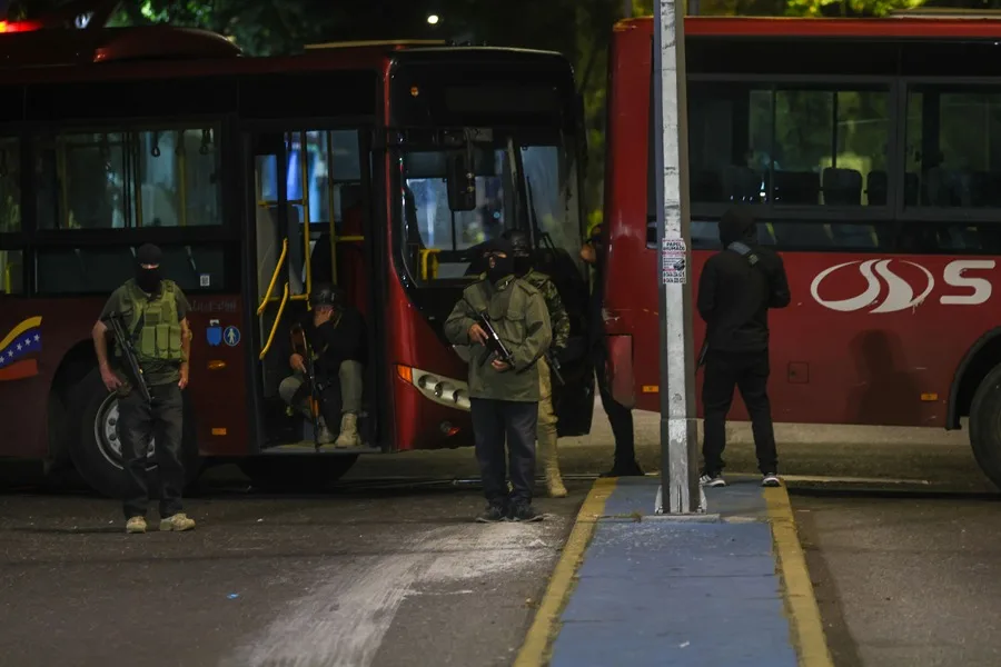 Venezuela pide reunión urgente en la ONU tras ataques de EE. UU.; incertidumbre sobre paradero de Maduro