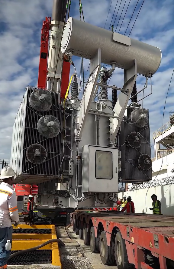 Edesur estabiliza servicio para 43,000 clientes con nuevo transformador en Matadero