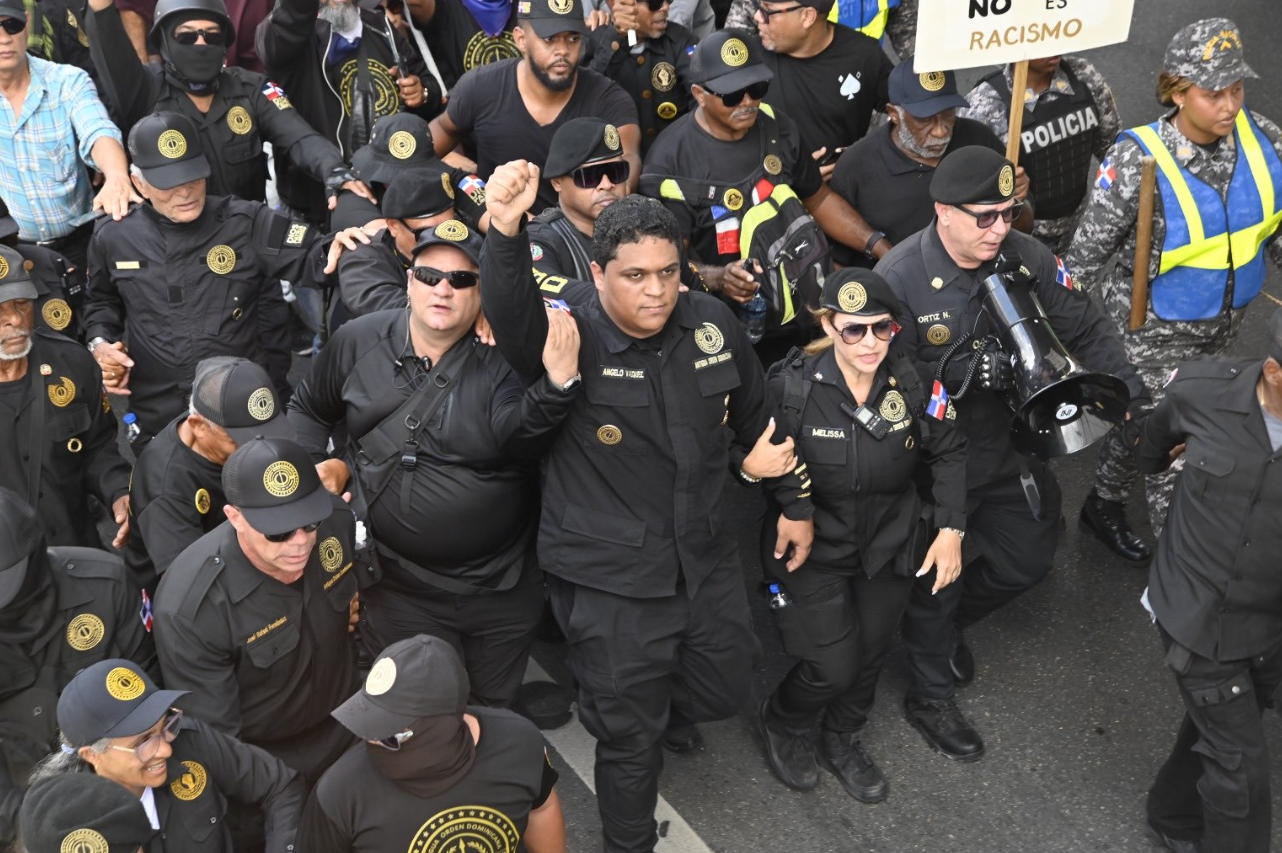 Antigua Orden advierte que dará 10 días a los haitianos para abandonar Los Mina