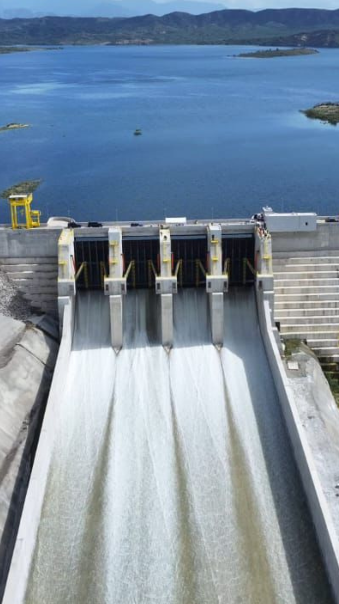 Olmedo Caba responde: Medina dejó paralizada presa de Monte Grande con apenas un 30%