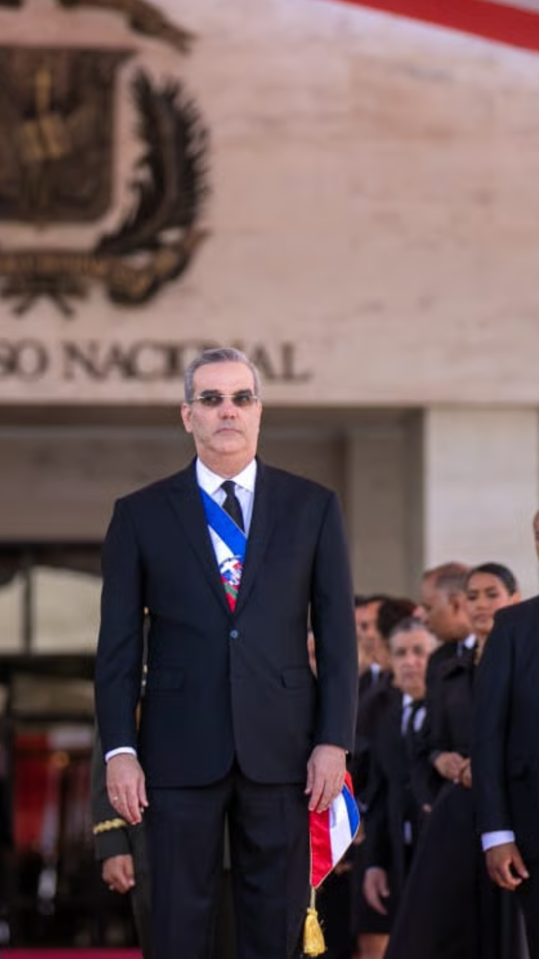 Senado establece protocolo de vestimenta para actos del 27 de febrero