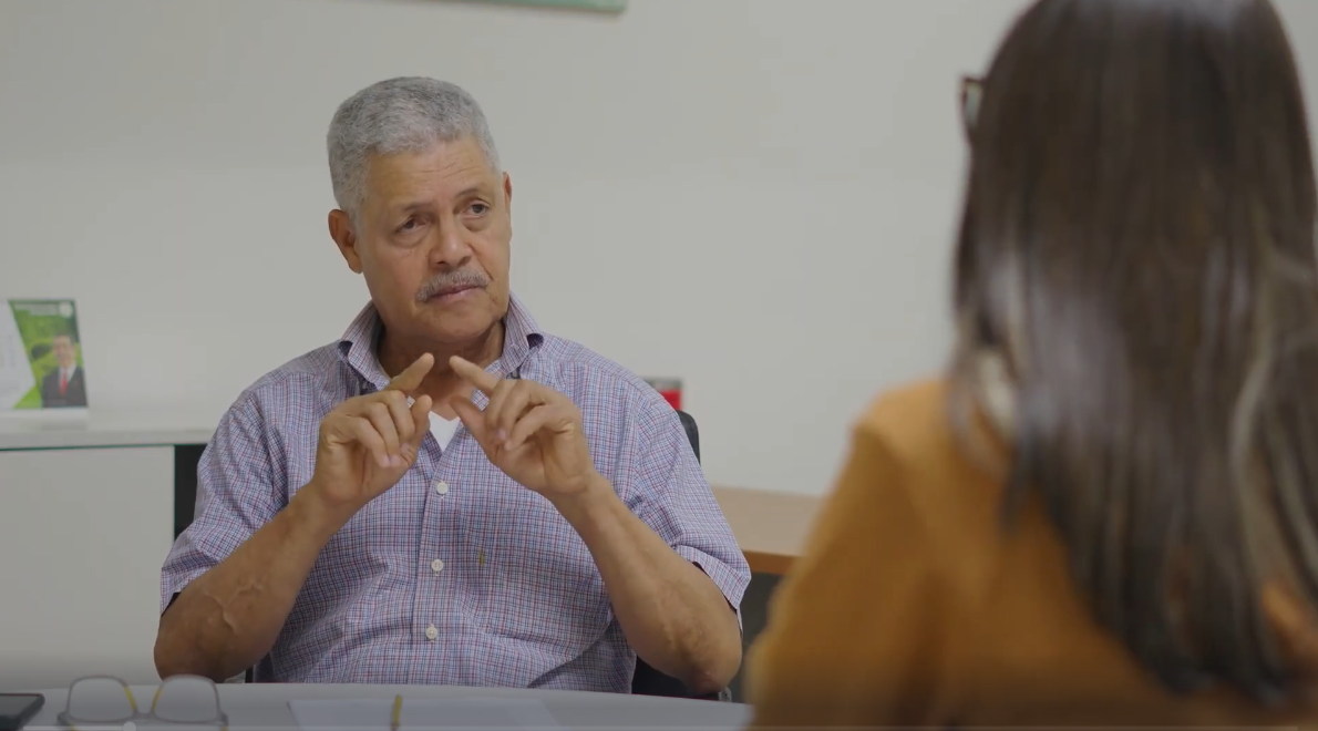 Luis Carvajal denuncia negligencia estatal y urge una respuesta integral ante crisis ambiental en la presa de Hatillo