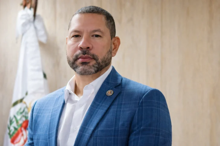 ¿Qué es el programa de visas para informantes por el que investigan a un supervisor de la DEA en Santo Domingo?