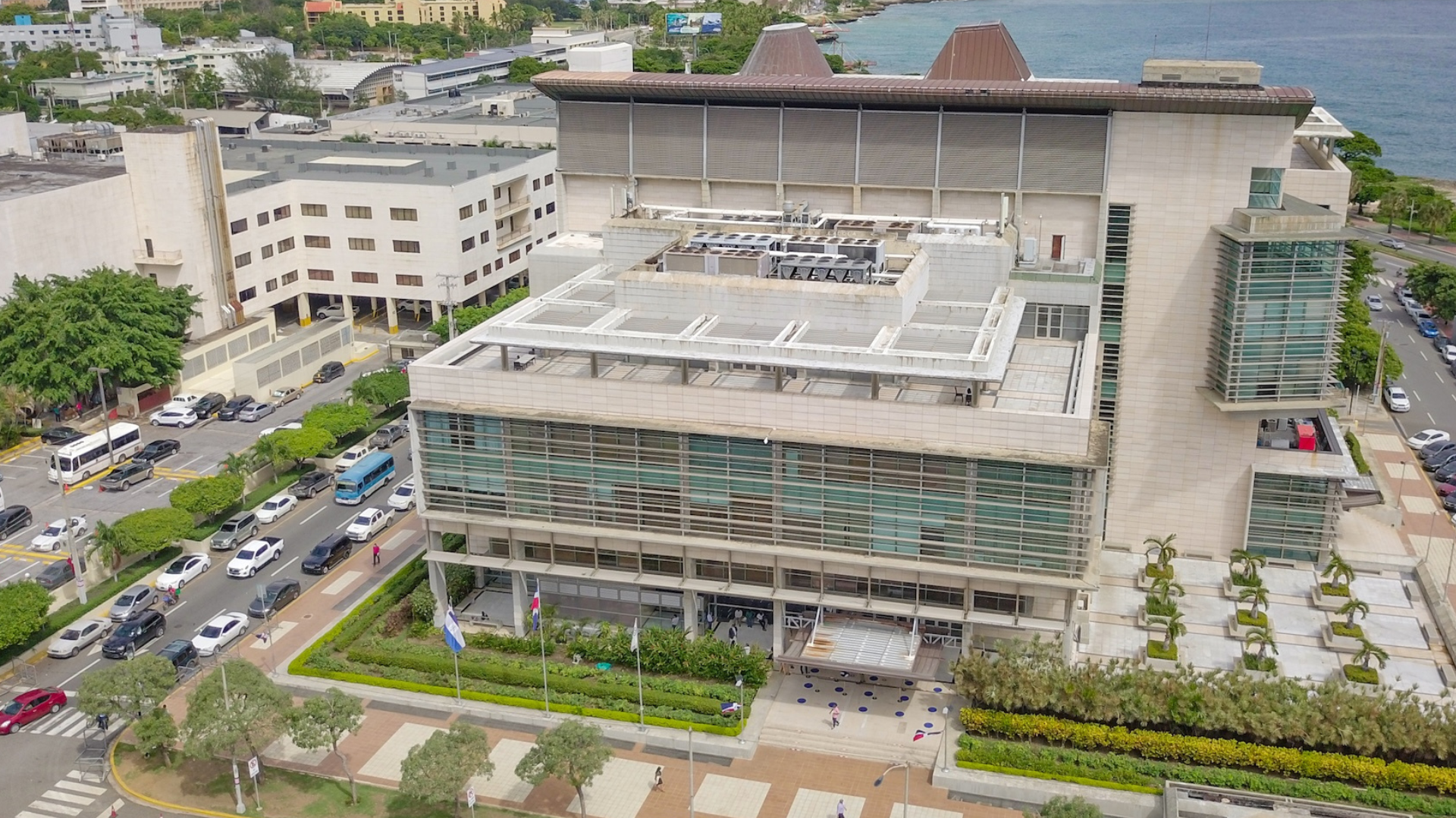 Avanza juicio contra exempleado penitenciario que estafó comerciantes