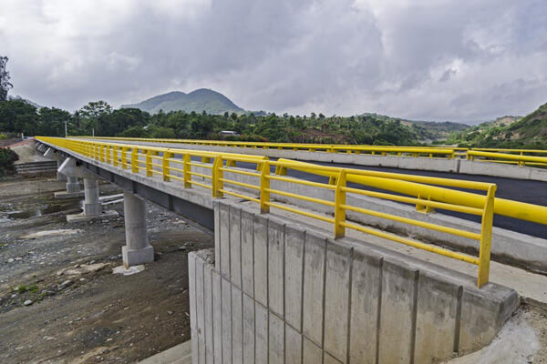 Obras Publicas convoca a licitación de urgencia para sustituir puente sobre el río Yaque del Norte