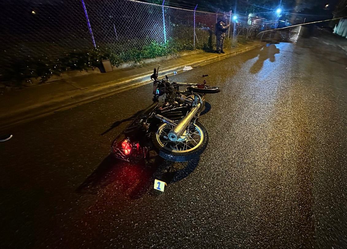Dos presuntos asaltantes fallecieron durante atraco en Santiago, informa la Policía