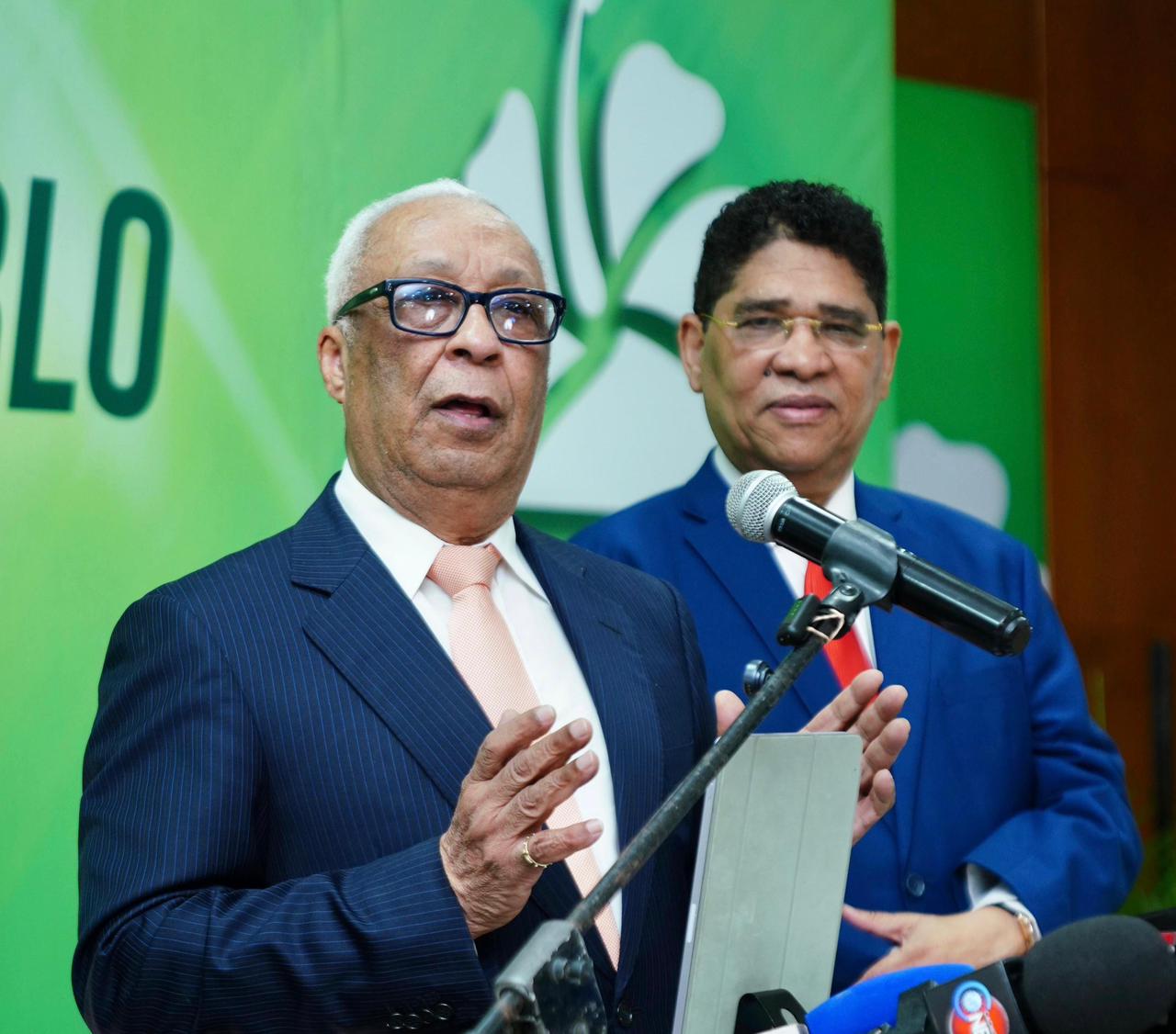 Exministro de Finanzas vaticina riesgo de estancamiento prolongado en economía dominicana