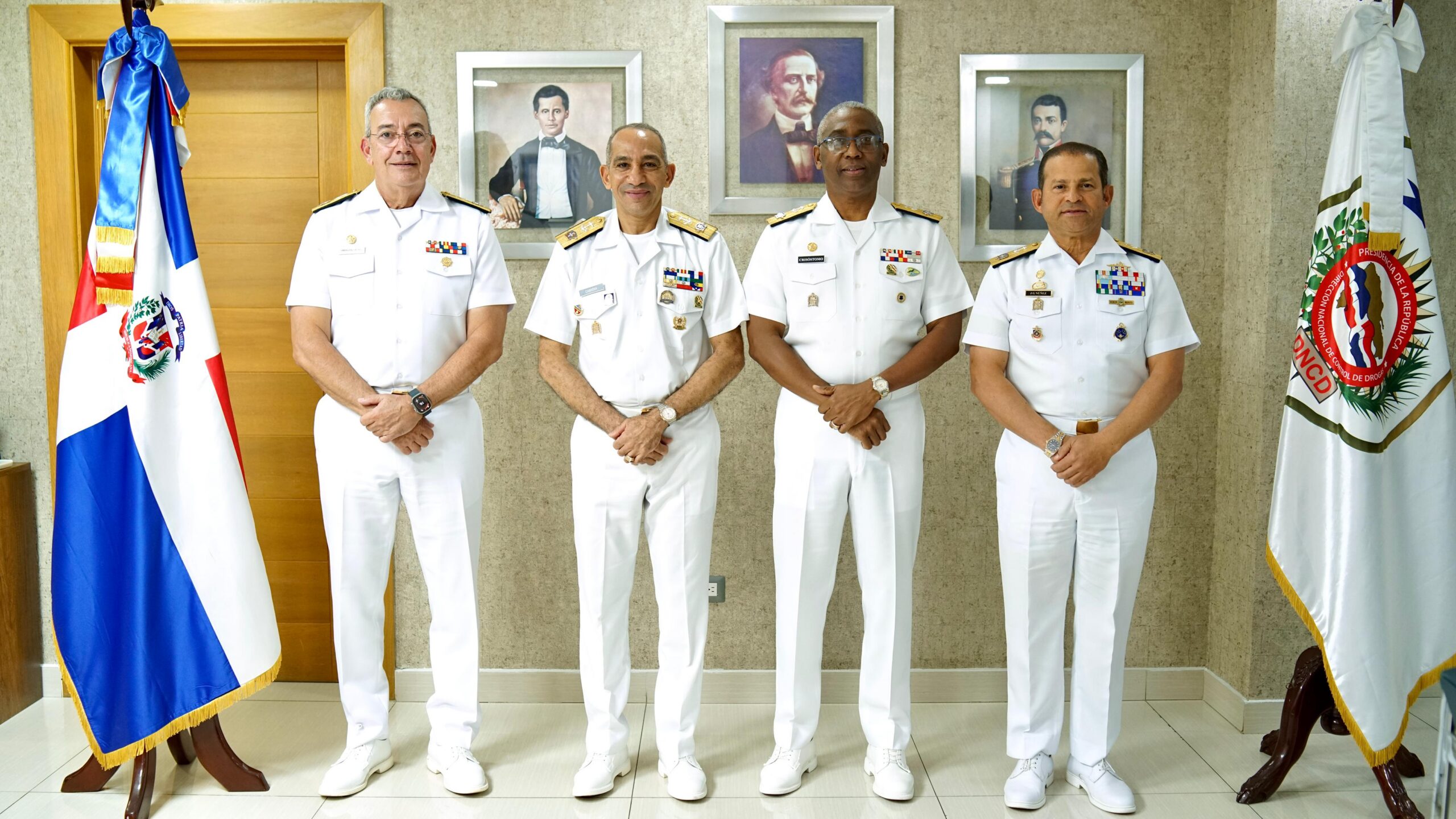 DNCD y la Armada Dominicana se reúnen para trazar nuevas estrategias contra el narcotráfico