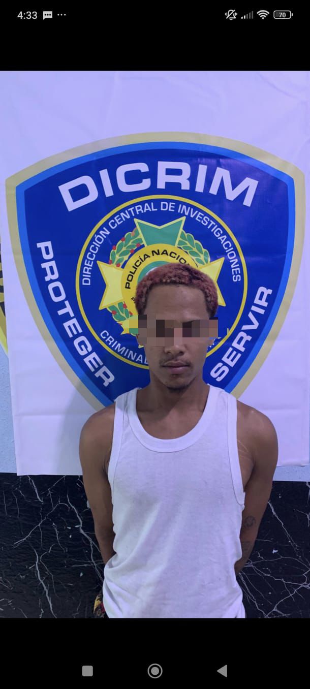 Captura a “El Ojú” por múltiples órdenes de arresto en Los Guaricanos