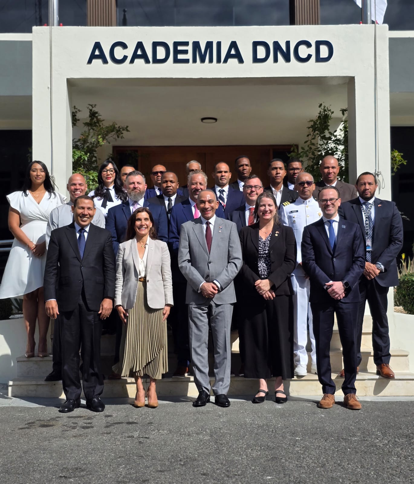 RD y EE. UU. crean unidad élite para desmantelar laboratorios de fentanilo y drogas sintéticas