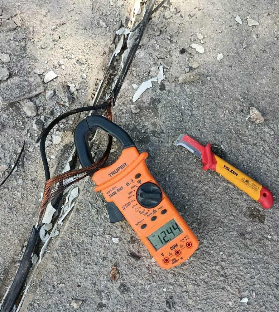 Edeeste detecta conexión ilegal soterrada en edificio de apartamentos en La Romana