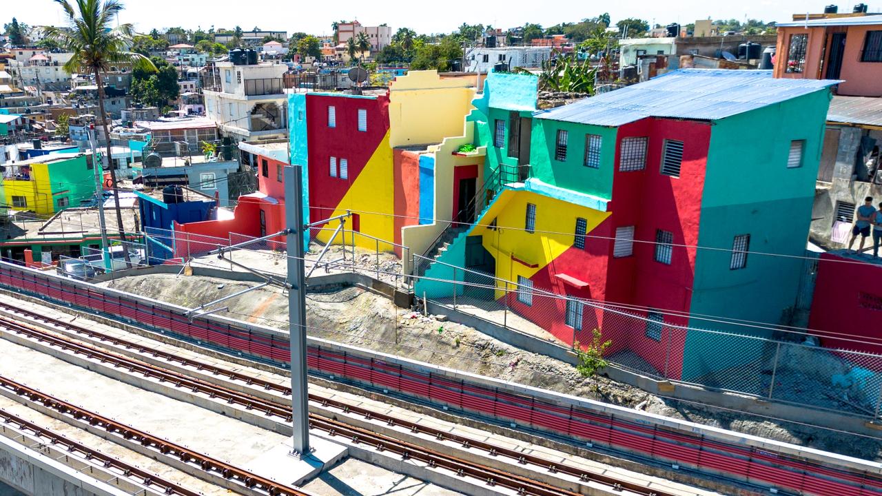 Propeep entrega primera fase del Plan Piloto de Transformación Urbana en Barrio Enriquillo