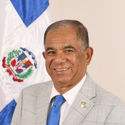 Diputado del PRM advierte a empleados públicos: “Si perdemos en 2028, van a desear los descuentos”