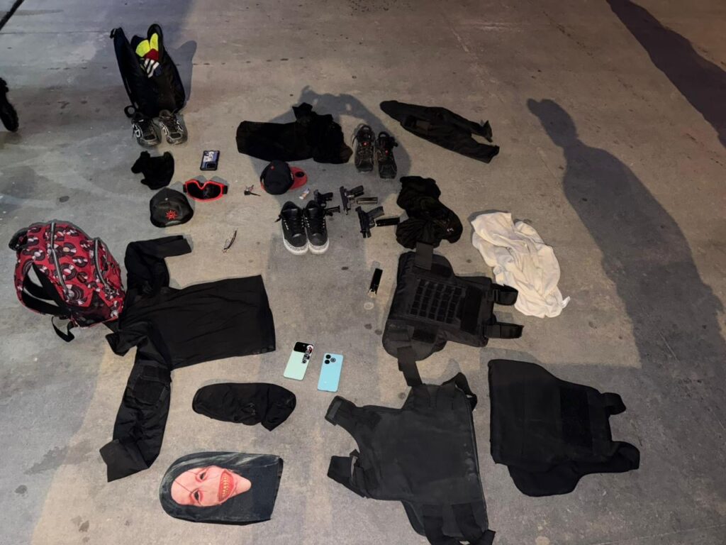 Policía mata a tres presuntos asaltantes tras atraco a joyería en San Pedro de Macorís