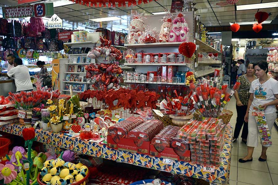 Pro Consumidor despliega operativo para evitar engaños comerciales por San Valentín