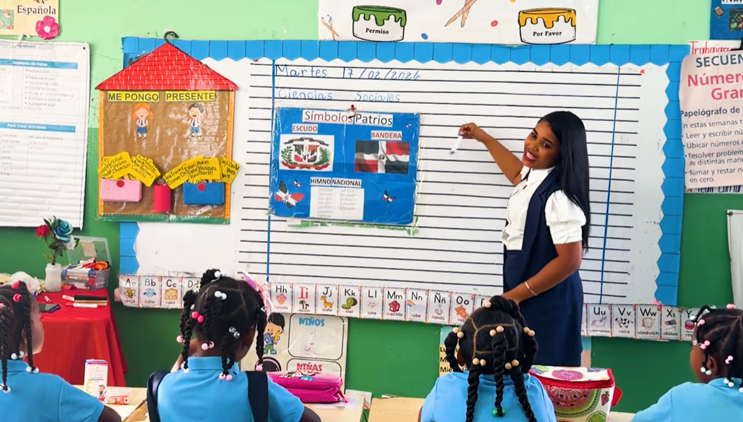 Maestra de Samaná transforma la alfabetización infantil con canciones