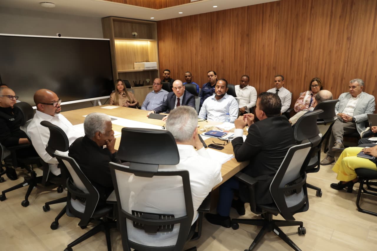 SNS prioriza 32 hospitales y refuerza monitoreo por Semana Santa