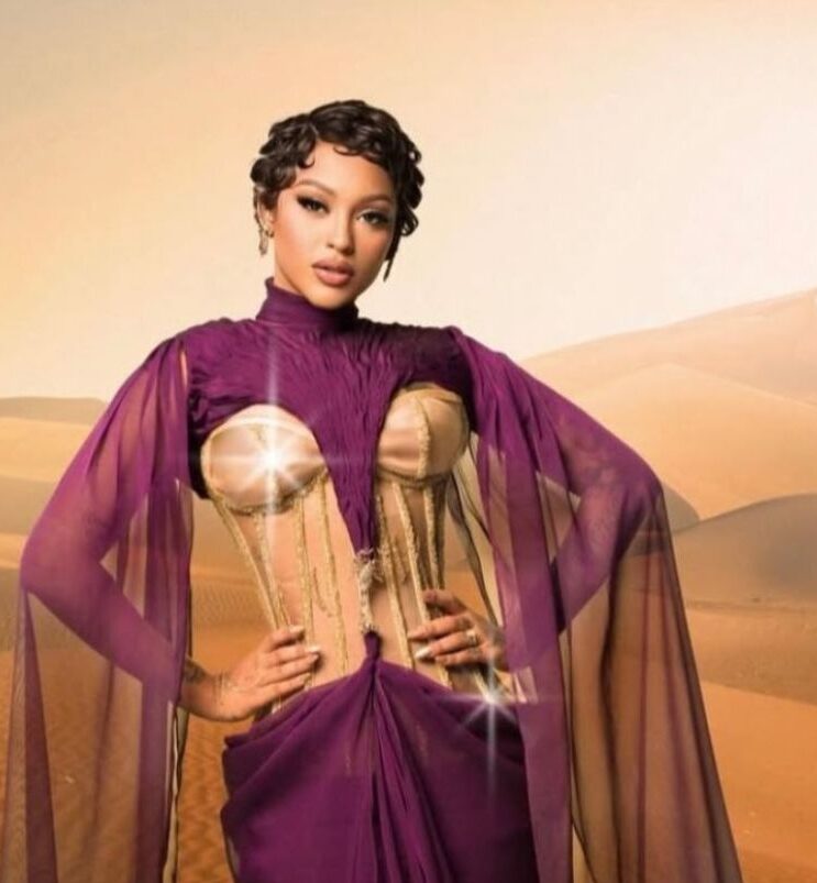 ¡Primeros «looks» de la noche! Así llegan visten nominados a los Premios Soberano 2026