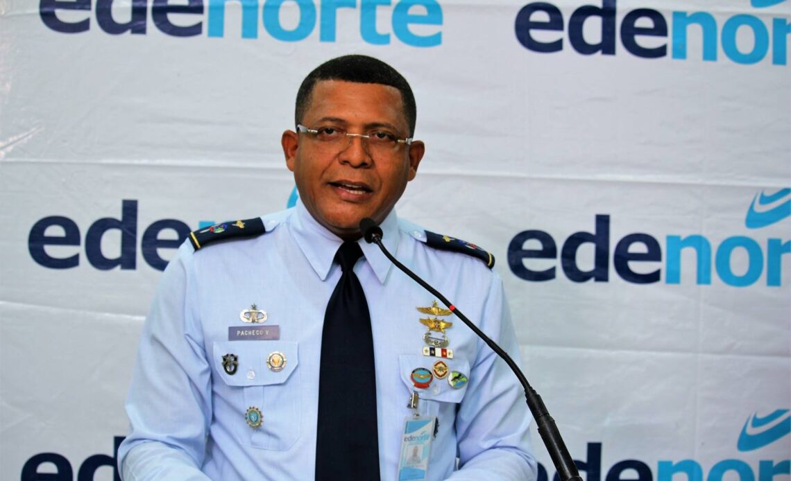 Mantienen a coronel Andrés Pacheco Varela bajo arresto por corrupción