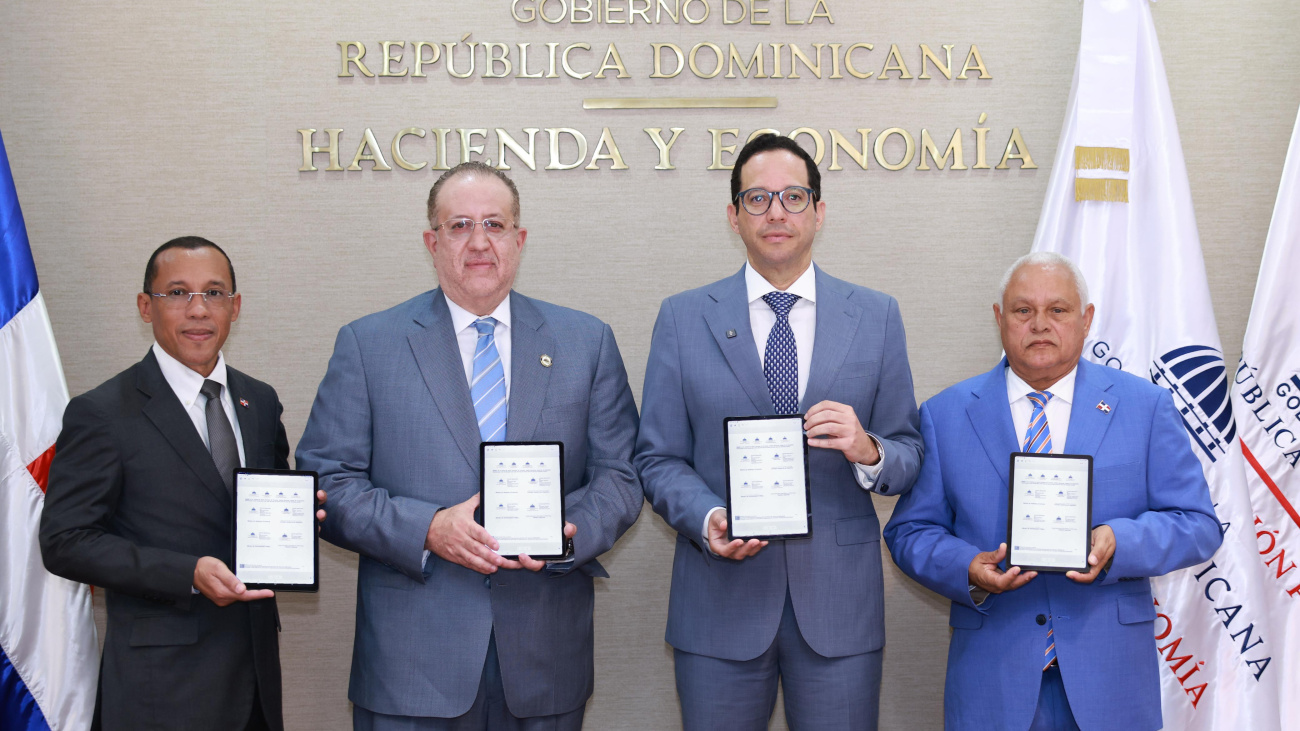 Adiós al papel en finanzas públicas: Gobierno formaliza firma digital para pagos estatales