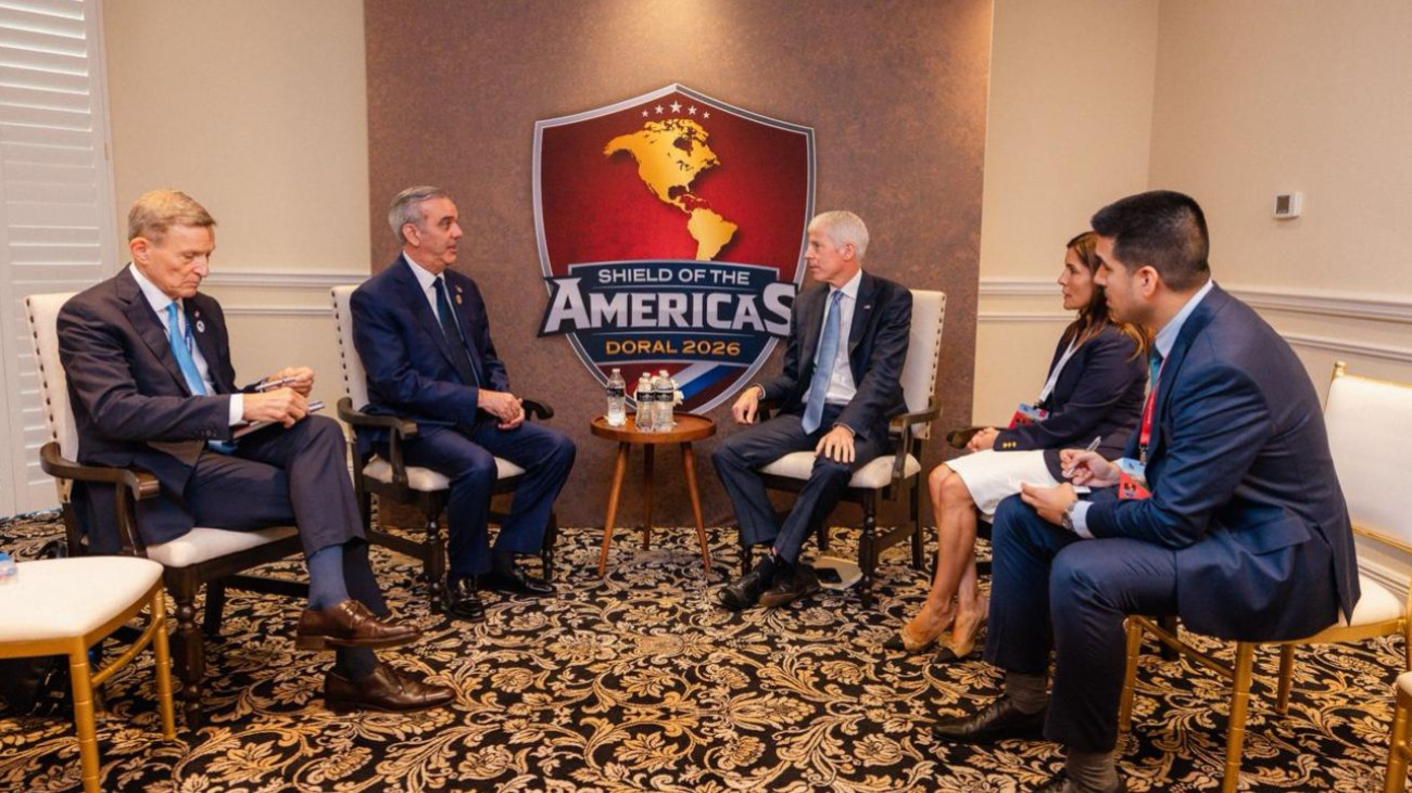 Presidente Abinader sostuvo reunión bilateral con el secretario de Energía de Estados Unidos en la cumbre “Escudo de las Américas”