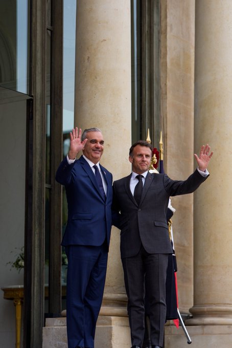 Macron recibe a Abinader en París para fortalecer la alianza estratégica y la transparencia
