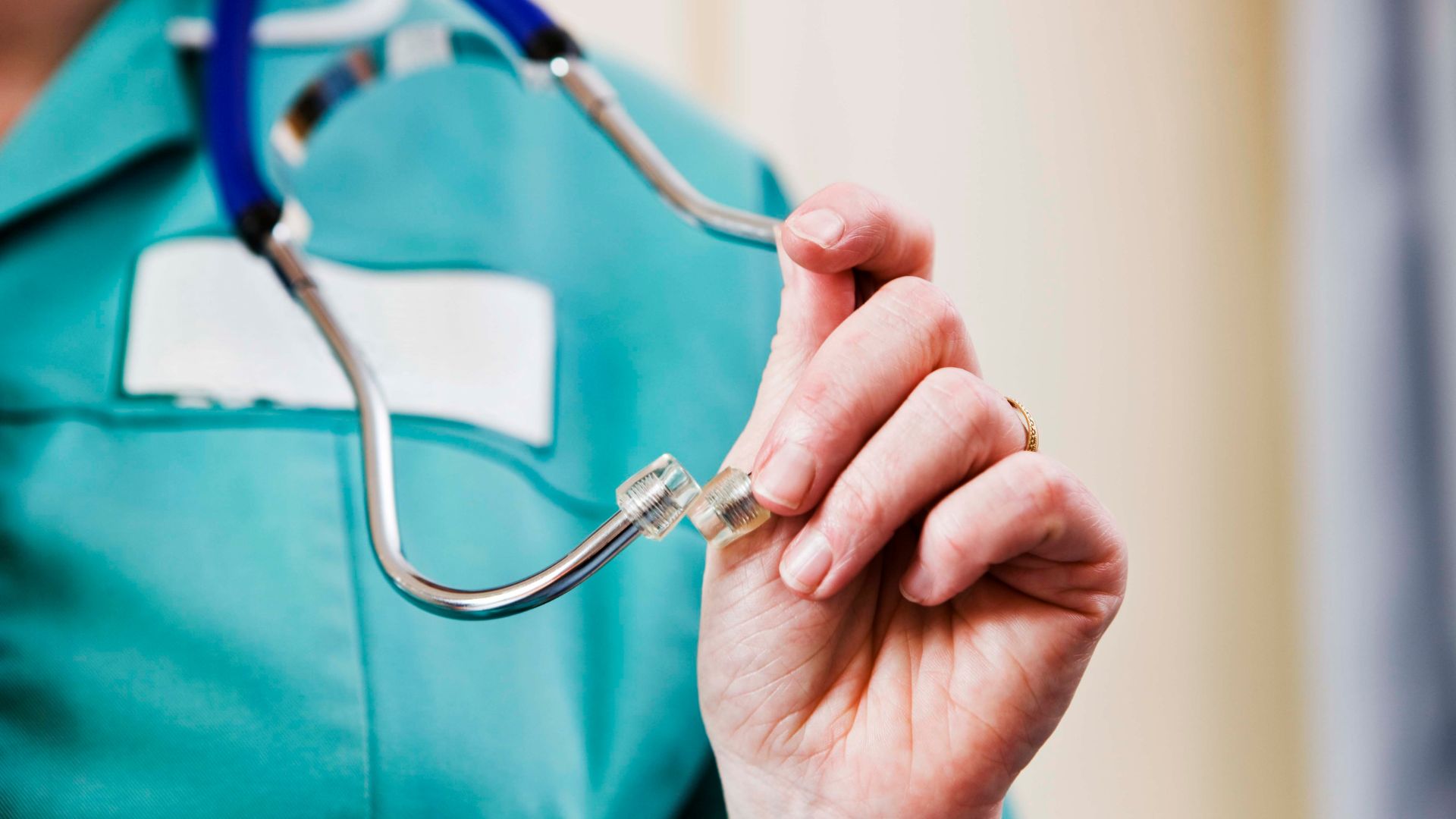 Enfermeras convocan piquete frente al Palacio Nacional