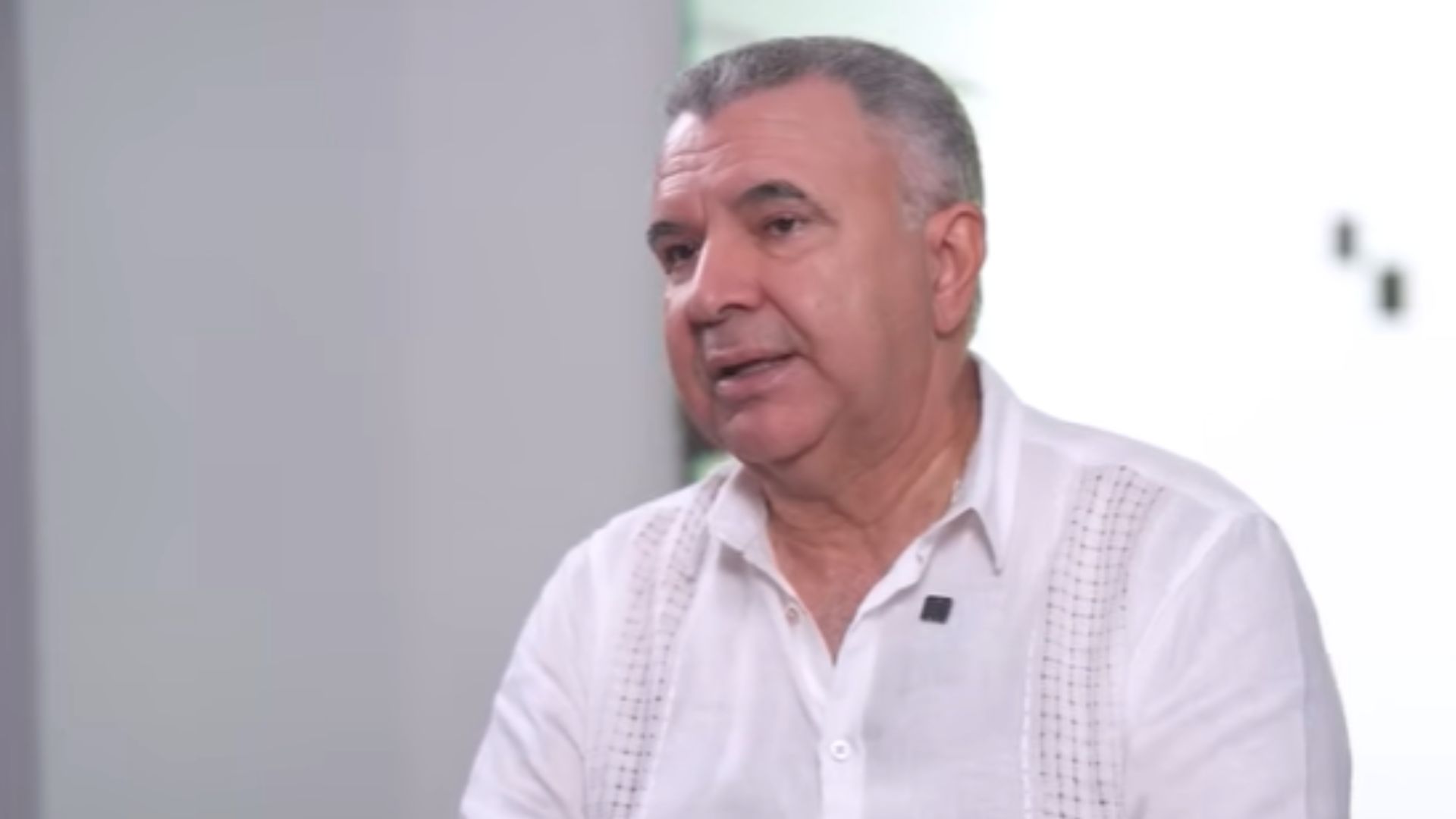 SNS evalúa posible negligencia en caso de bebé amputada y promete resultados en una semana