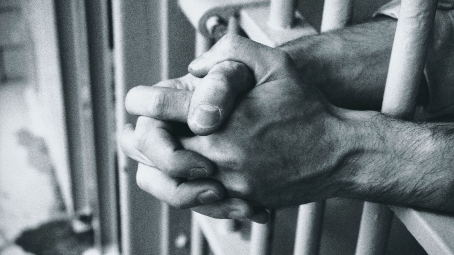 Apresan hombre acusado de golpear y herir a mujer en La Vega